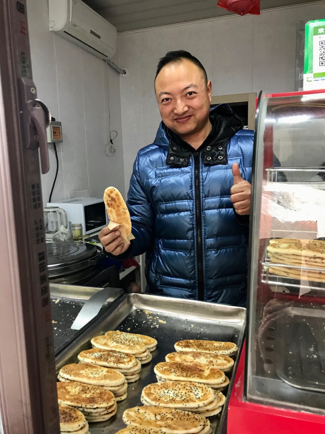Hot crispy bread Tongli Water Town China