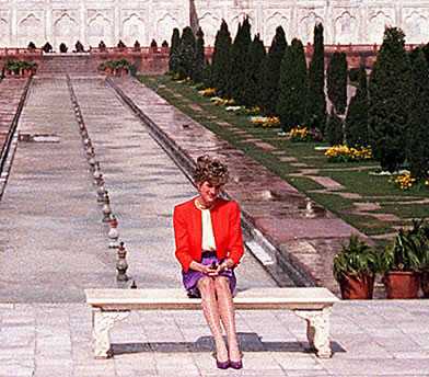 Princess Diana at The Taj Mahal