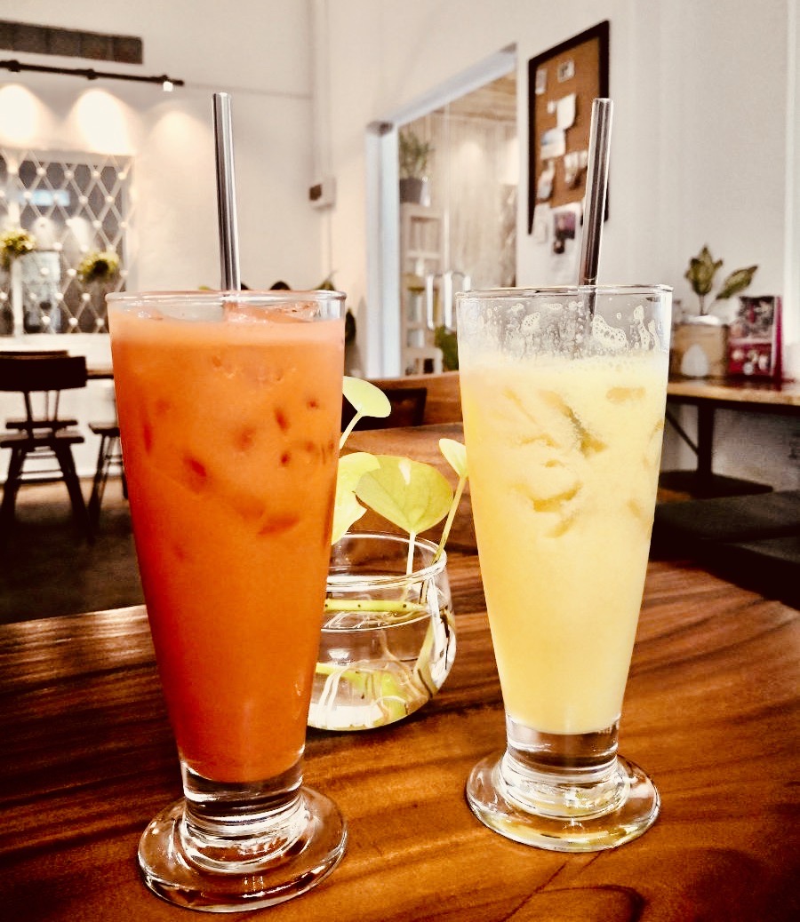 Fresh icy fruit juices Krousar Cafe