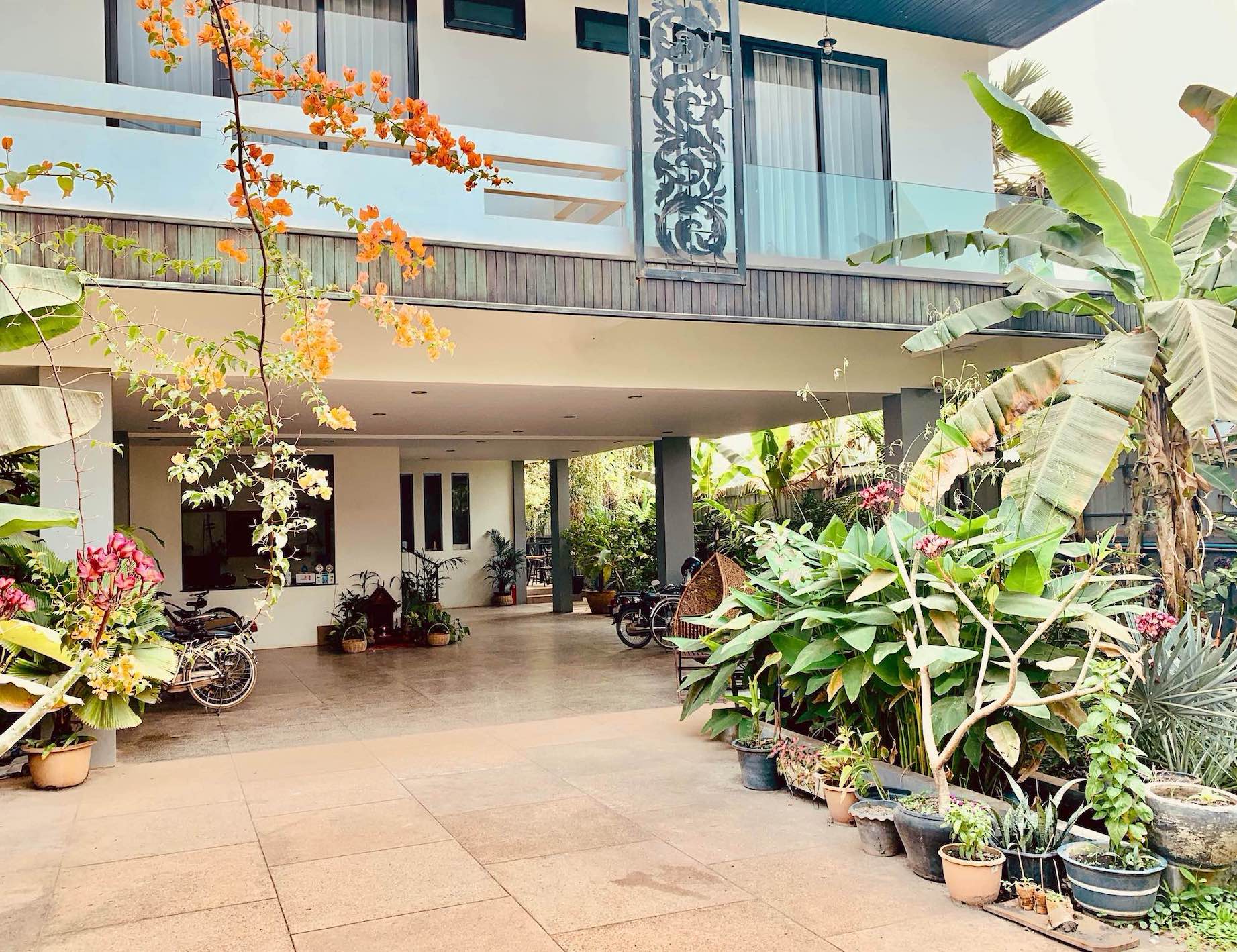 The courtyard garden at Foster Apartments in Siem Reap