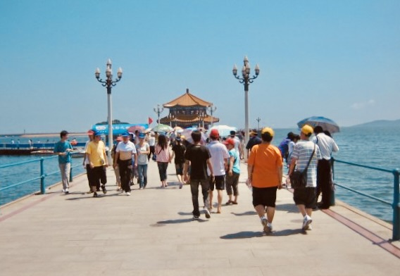 The pier at Beach Number 6 in Qingdao.