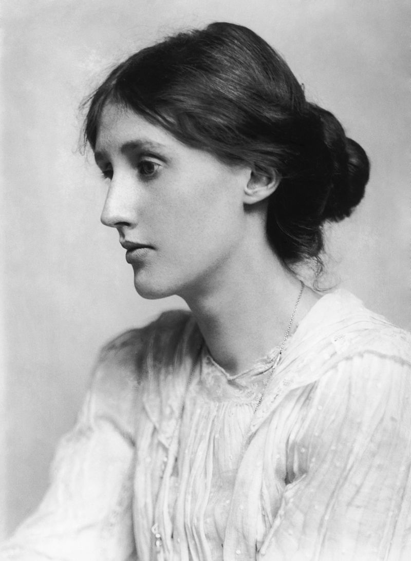 Black and white photo of Virginia Woolf.