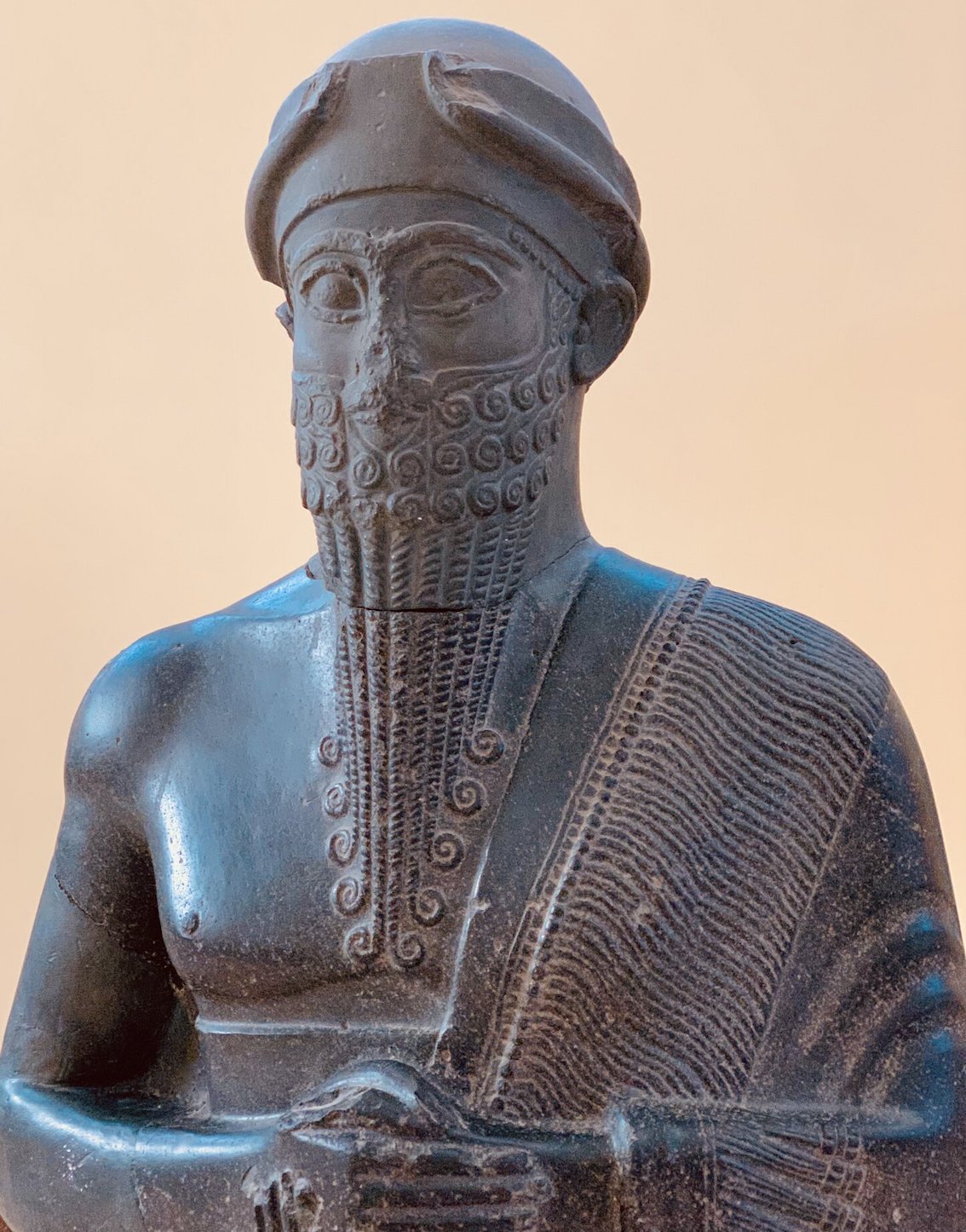 Statue of Puzur Ishtar ruler of Mari City in Mesopotamia