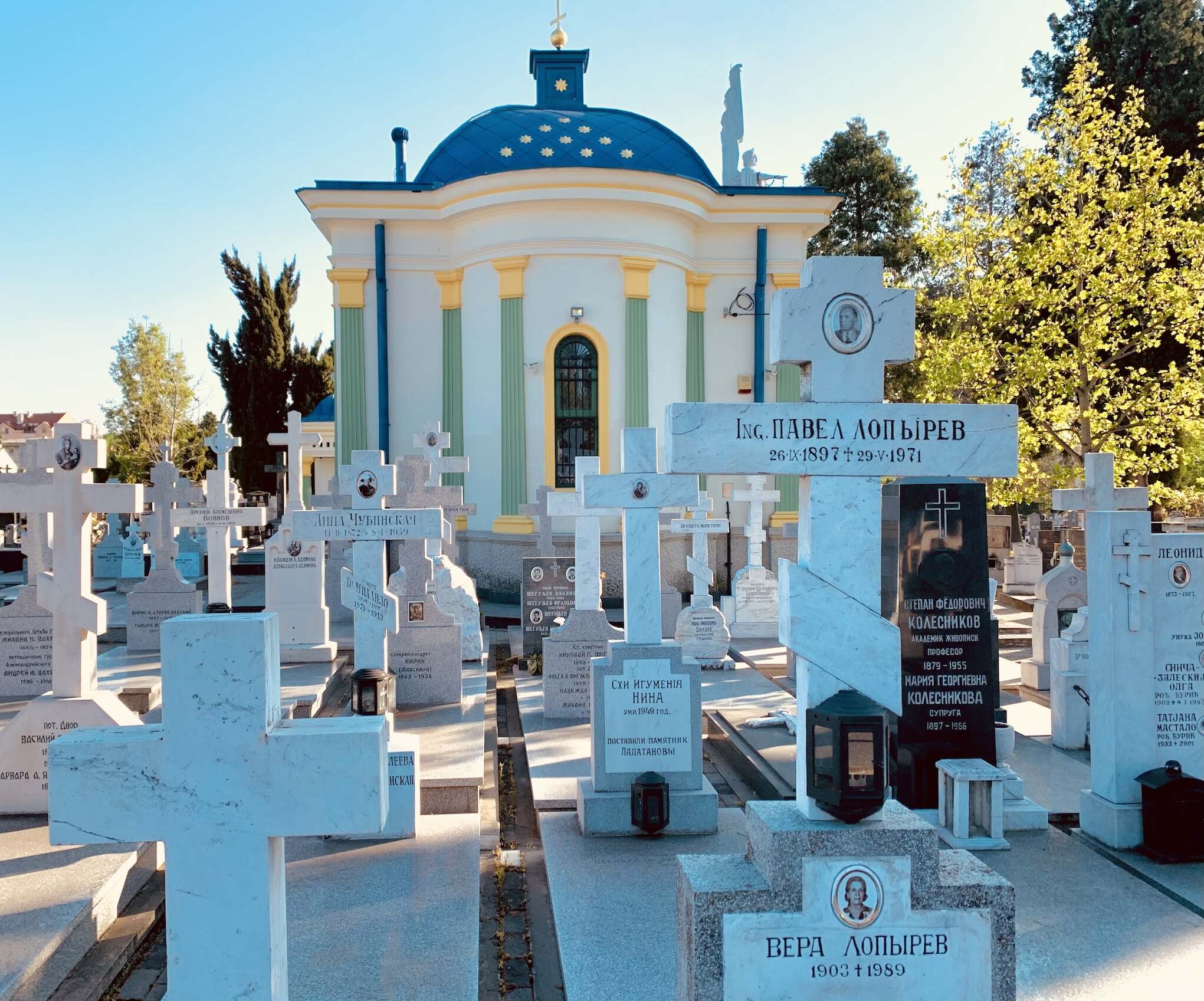 Russian chapel at Belgrade New Cemetery
