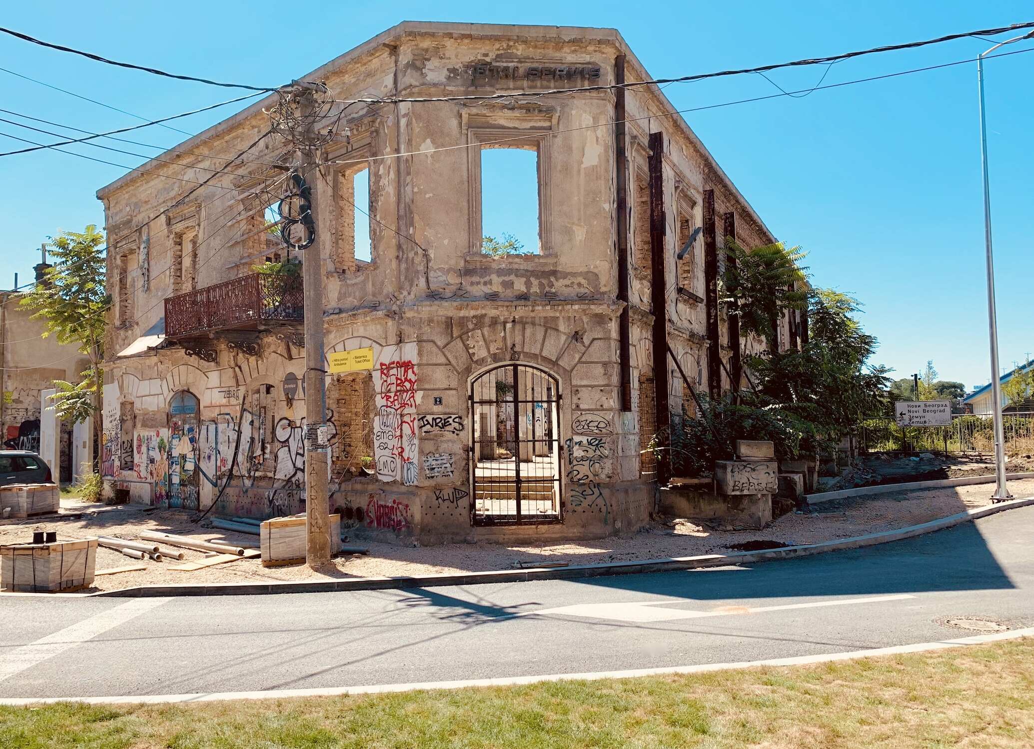 A ruinous historic house in Belgrade's Savamala neighbourhood August 2019
